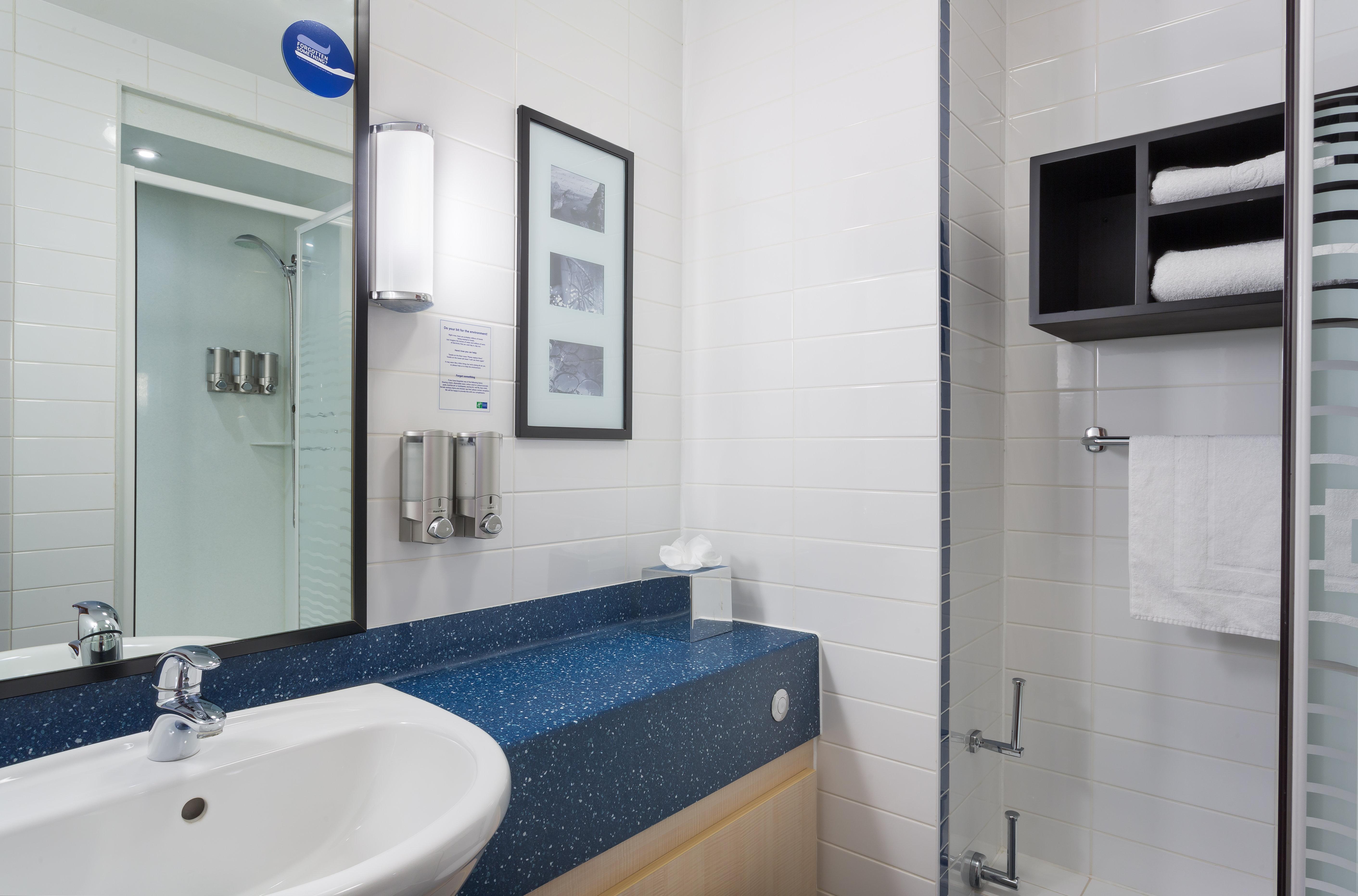 Holiday Inn Express Braintree By Ihg Dış mekan fotoğraf