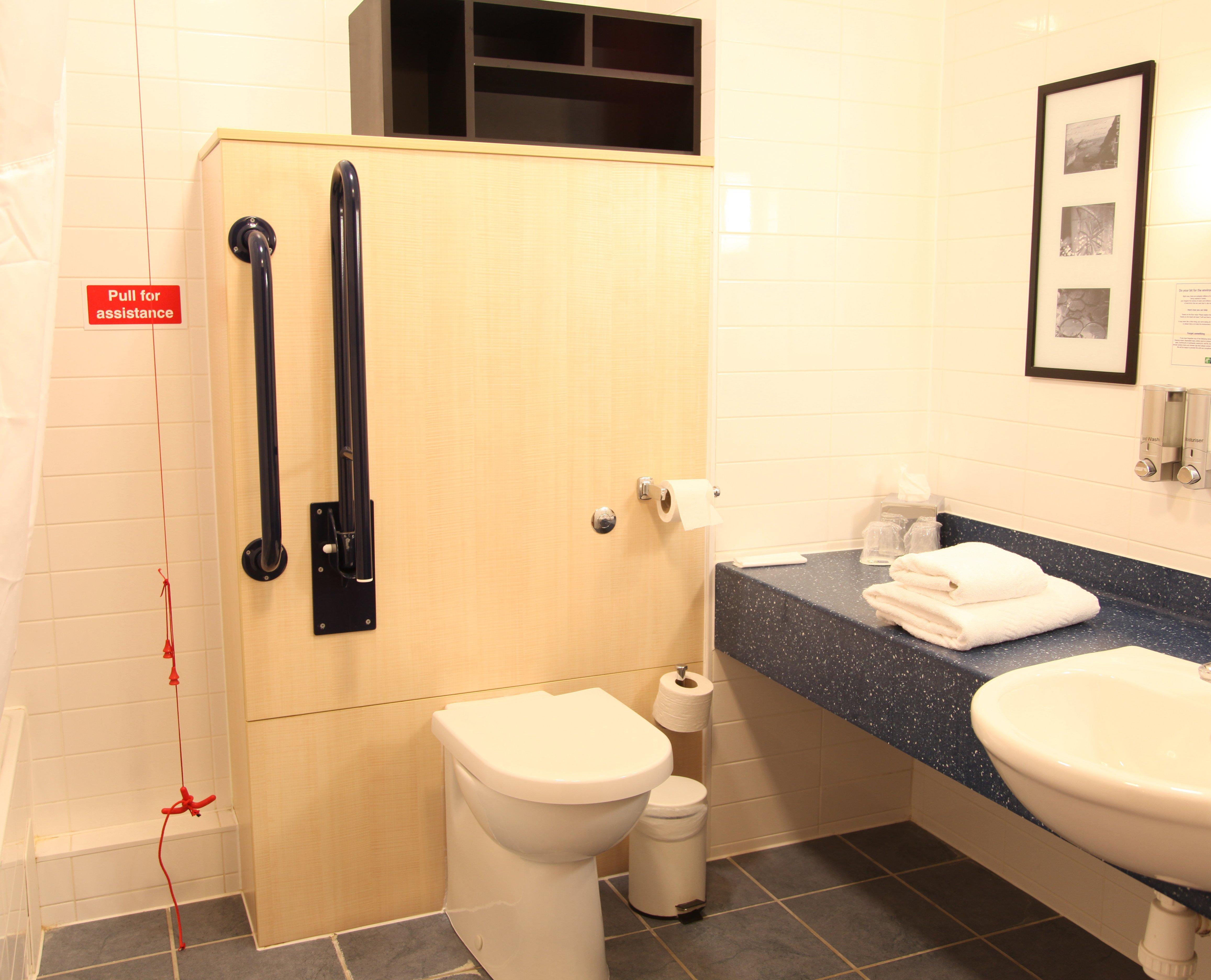 Holiday Inn Express Braintree By Ihg Dış mekan fotoğraf