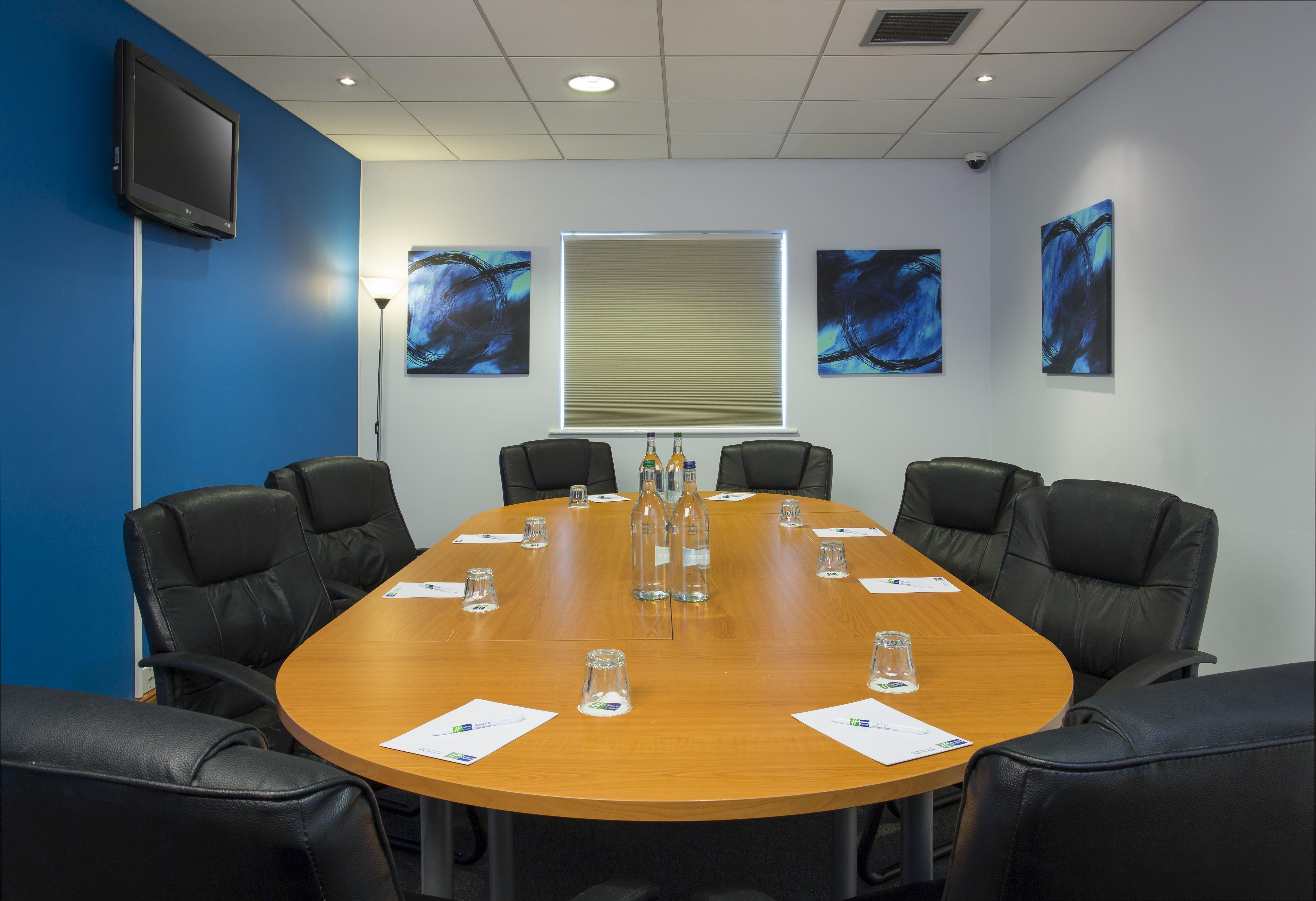 Holiday Inn Express Braintree By Ihg Dış mekan fotoğraf