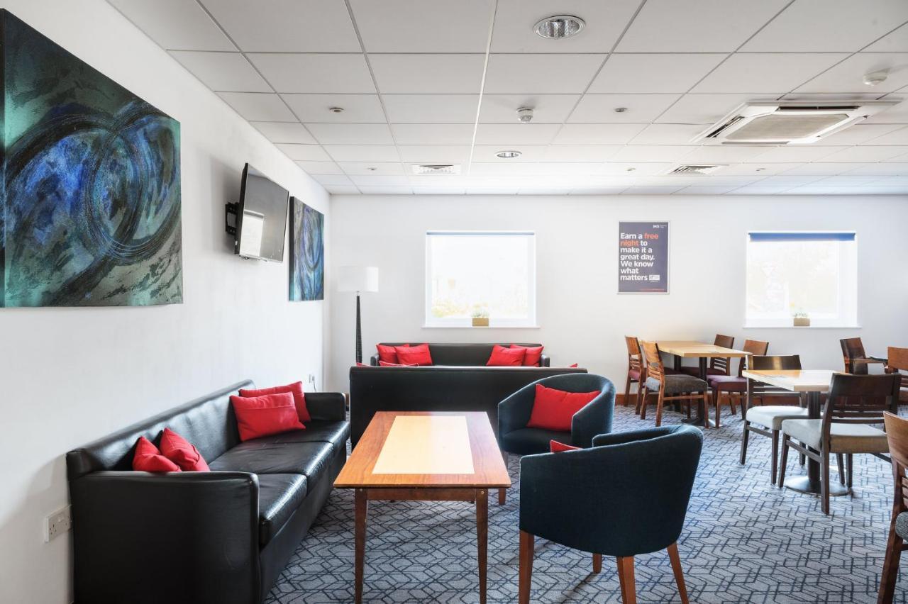 Holiday Inn Express Braintree By Ihg Dış mekan fotoğraf